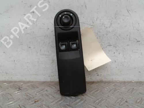 Used Left front window switch RENAULT CLIO IV (BH_) 1.5 dCi 75 (75 hp) 28348901