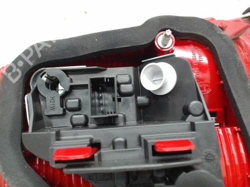 Used Right tailgate light Right tailgate light VW TOURAN (1T3) 2.0 TDI (140 hp) 28342151 28342151
