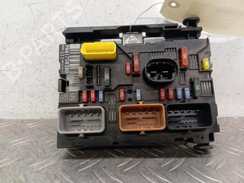 Used Fuse box PEUGEOT 307 Break (3E) 1.6 HDi 110 (109 hp) 28338426