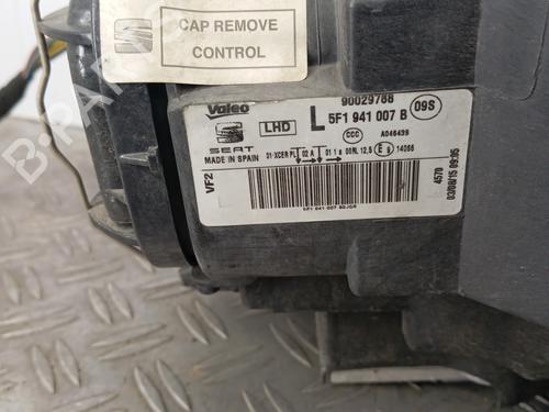 Left headlight SEAT LEON ST (5F8) 1.6 TDI | BP28338539C28 