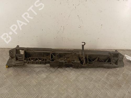 Frontplate/Frontkurv Frontplate/Frontkurv PEUGEOT 308 II (LB_, LP_, LW_, LH_, L3_) 1.6 BlueHDi 120 (120 hp) 39711458 39711458
