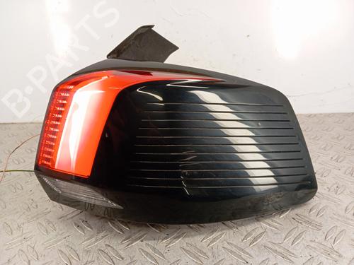 Used Right taillight PEUGEOT 5008 II (MC_, MJ_, MR_, M4_) 1.5 BlueHDi 130 (MCYHZJ, MCYHZR, MCYHZX) (131 hp) 30889005
