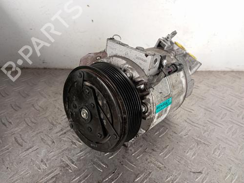 Używane Kompresor / Sprężarka klimatyzacji A/C RENAULT MASTER III Van (FV) 2.3 dCi 135 FWD (FV0N, FV08, FV06, FV00, FV1S) (136 hp) 28348196