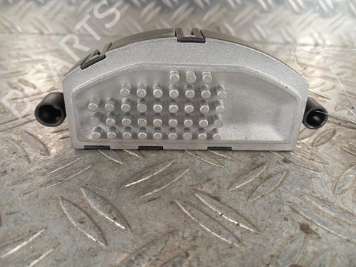 Varmeblæsermodstand VW GOLF VII (5G1, BQ1, BE1, BE2) 1.6 TDI (105 hp) 31138192