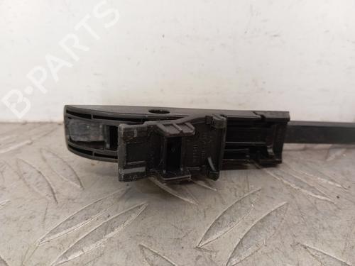 Front windshield wiper arm RENAULT CLIO III (BR0/1, CR0/1) 1.5 dCi (BR17, CR17) | BP28348203C143 