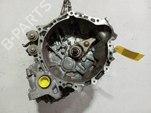 Used Gearbox TOYOTA YARIS (_P9_) 1.4 D-4D (NLP90_, NLP90R) (90 hp) 32392130