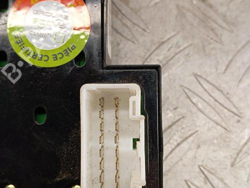 Left front window switch HYUNDAI i30 Estate (FD) 1.6 CRDi | BP37503791I27 - Image 4