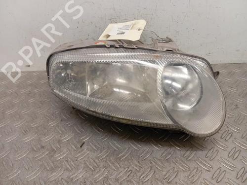 Used Right headlight Right headlight ALFA ROMEO 147 (937_) 1.9 JTD (937.AXD1A, 937.BXD1A, 937.AXV1A, 937.BXB1A,... (115 hp) 28341714 28341714