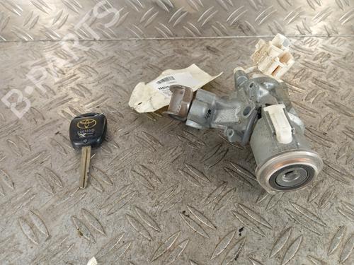 Used Ignition barrel TOYOTA RAV 4 II (_A2_) 2.0 D 4WD (CLA20_, CLA21_, CLA20R, CLA21R) (116 hp) 31907728