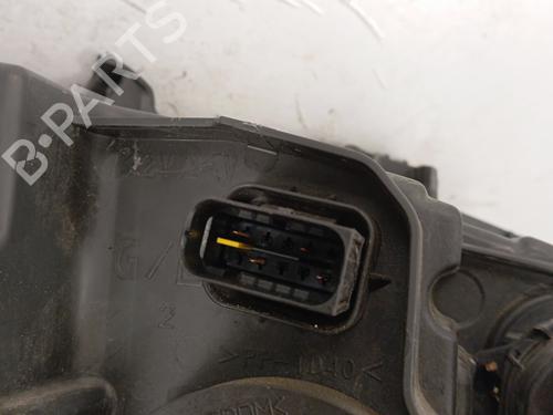 Left headlight CITROËN C3 III (SX) 1.2 THP 110 (SXHNPS, SXHNZT, SXHNZ6) | BP31851236C28