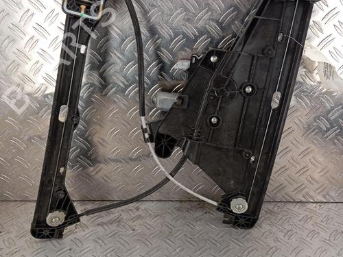 Used Front left window mechanism Front left window mechanism 37449988 37449988