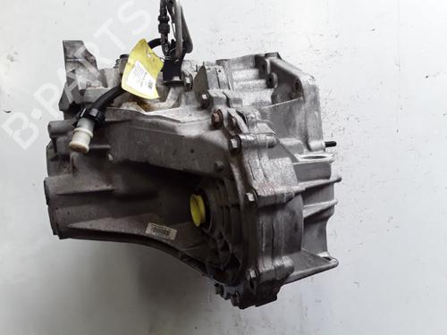 Gearbox RENAULT SCÉNIC III (JZ0/1_) 1.9 dCi (JZ0J, JZ1J, JZ1K, JZ1S) | BP28338215M3 