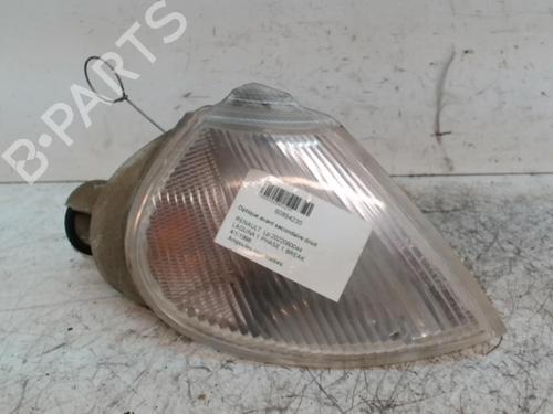 Used Right front indicator RENAULT LAGUNA I Grandtour (K56_) 2.2 D (K56F/2, S56F) (83 hp) 28341121