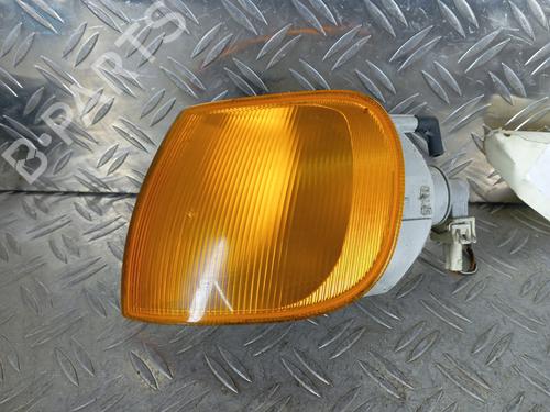 Used Left front indicator VW POLO III (6N1) 55 1.3 (55 hp) 32297313