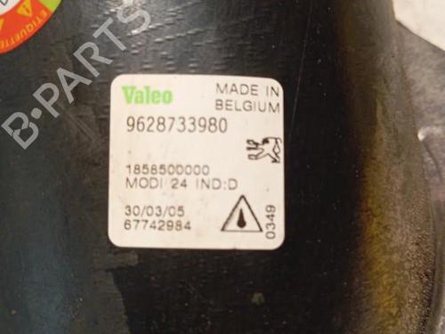 Faro Antiniebla delantero derecho PEUGEOT 206 Hatchback (2A/C) 2.0 HDI 90 | BP28341815C31 