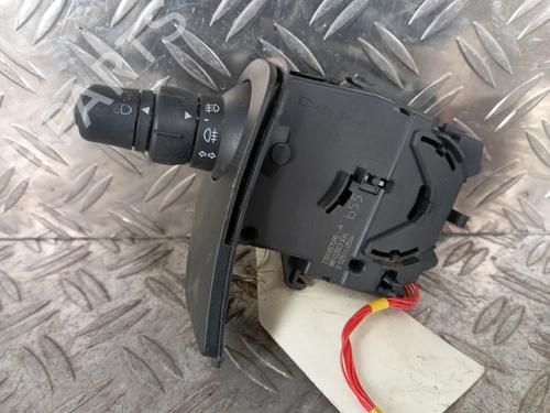 Commutateur RENAULT CLIO III Grandtour (KR0/1_) 1.5 dCi (KR0F) (86 hp) 32066889