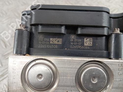 Used ABS pump ABS pump VW POLO V (6R1, 6C1) 1.2 TSI 16V (90 hp) 28341464 28341464
