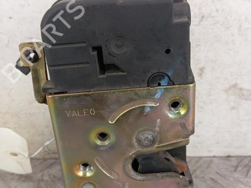 Venstre foran lås PEUGEOT 206 Hatchback (2A/C) 1.4 HDi eco 70 (68 hp) 28345539