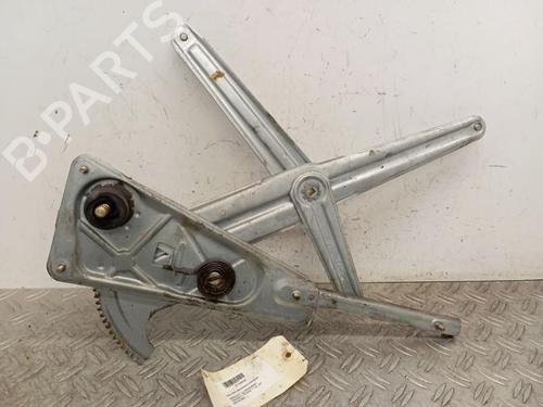 Lève-vitre avant droit RENAULT TWINGO I (C06_) 1.2 (C066, C068) (58 hp) 28340343