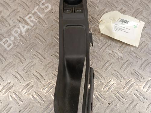 Used Left front window switch Left front window switch FORD FOCUS IV (HN) 1.0 EcoBoost (125 hp) 32699782 32699782