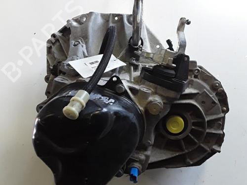Boîte de vitesses RENAULT TWINGO II (CN0_) 1.5 dCi (CN0E) (64 hp) 28340661