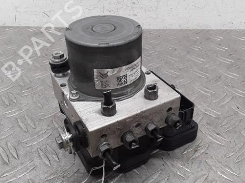 Used ABS pump ABS pump 28338413 28338413