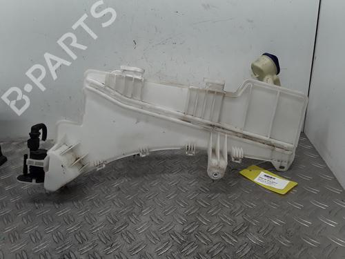 Windscreen washer tank PEUGEOT 3008 II SUV (MC_, MR_, MJ_, M4_) 2.0 BlueHDi 150 (MJAHXH, MJAHXV, MJAHXG, MJAHSH, MJAHRH,... | BP28339278C113 
