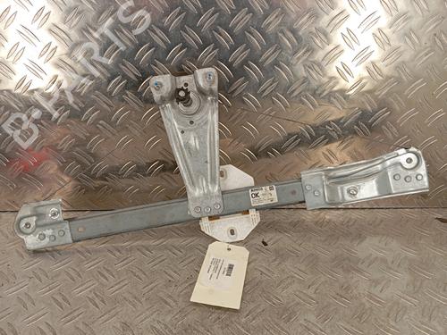 Front right window mechanism DACIA SANDERO II 1.0 SCe 75 (B8JC, B8JD, B8NC) | BP34737642C23 - Image 3