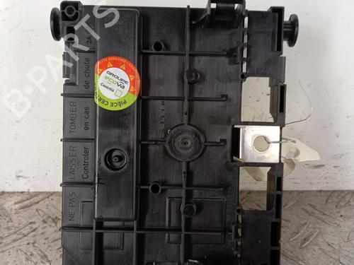 Fuse box PEUGEOT 308 SW I (4E_, 4H_) 1.6 HDi | BP29976736E1