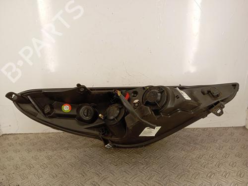 Left headlight PEUGEOT 206+ (2L_, 2M_) 1.1 | BP31067330C28