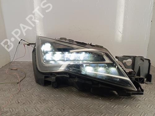 Right headlight SEAT LEON ST (5F8) 1.6 TDI | BP28338540C29 