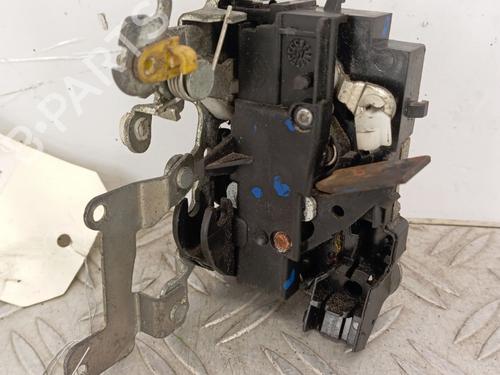 Fechadura frente esquerda RENAULT TWINGO I (C06_) 1.2 (C066, C068) | BP29940454C98