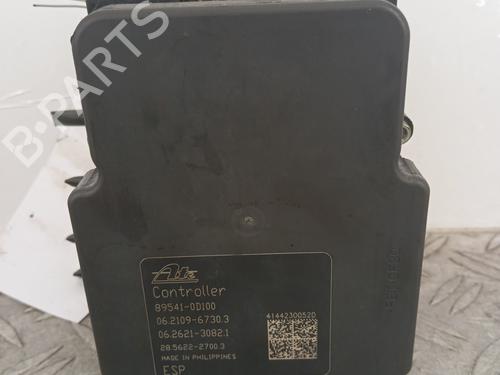 ABS Bremseaggregat TOYOTA YARIS (_P13_) 1.0 (KSP130_, KSP130) (69 hp) 28339820