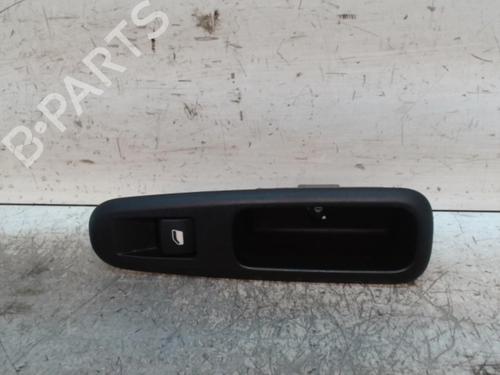 Used Right rear window switch PEUGEOT 5008 (0U_, 0E_) 1.6 HDi (112 hp) 28340925