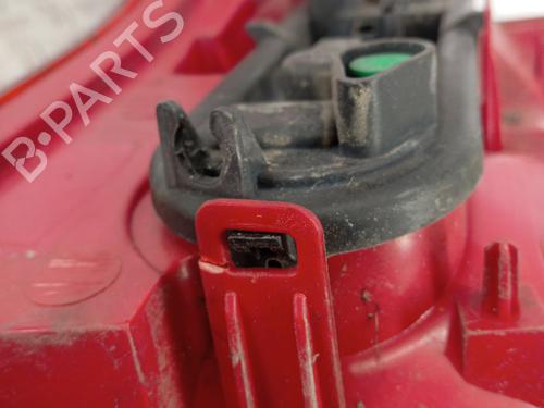 right-taillight-peugeot-5008-0u_-0e_-2009-2010-2011-2012-2013-2014-2015-2016-2017-32030262 main image