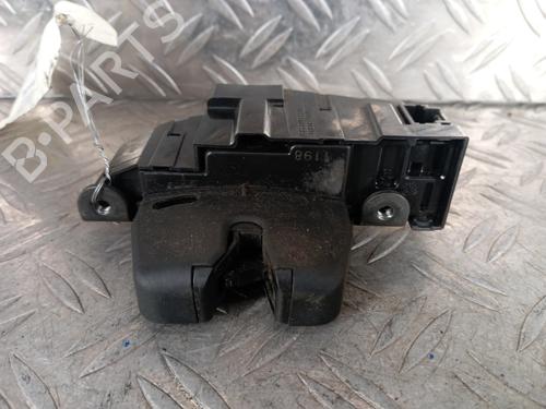 Fechadura da mala PEUGEOT 308 SW I (4E_, 4H_) 1.6 HDi (109 hp) 32371291