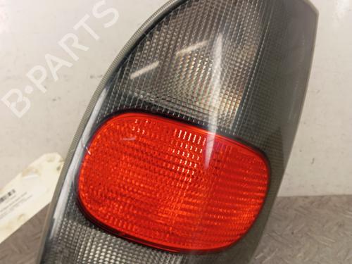 Used Right taillight RENAULT ESPACE III (JE0_) 2.0 16V (JE0N, JE0L, JE02) (140 hp) 28345622