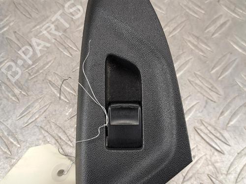 Used Right front window switch Right front window switch 39212950 39212950