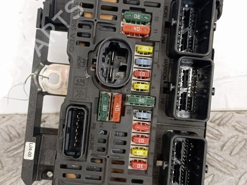 Zekeringkast CITROËN C5 II (RC_) 1.8 16V (RC6FZB) (116 hp) 28953665