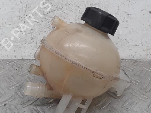 Used Expansion tank PEUGEOT 3008 II SUV (MC_, MR_, MJ_, M4_) 2.0 BlueHDi 150 (MJAHXH, MJAHXV, MJAHXG, MJAHSH, MJAHRH,... (150 hp) 28339359