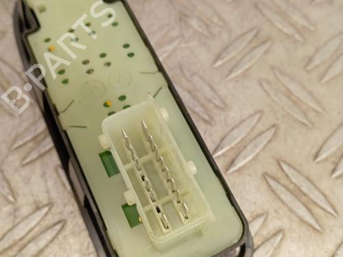 Left front window switch CITROËN C3 II (SC_) 1.4 | BP30156693I27