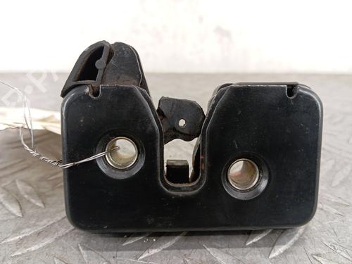 Used Tailgate lock VW POLO III (6N1) 60 1.4 (60 hp) 28345544