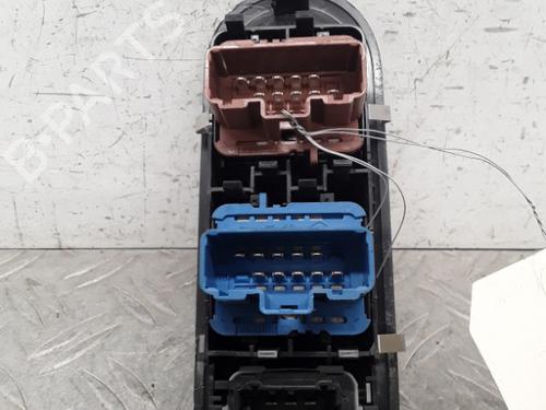 Left front window switch RENAULT CLIO III Grandtour (KR0/1_) 1.5 dCi (KR0G) | BP28344166I27 