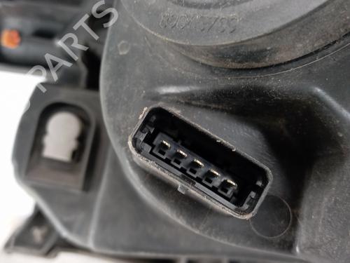 Right headlight RENAULT CLIO III (BR0/1, CR0/1) 1.5 dCi (BR17, CR17) | BP30965094C29