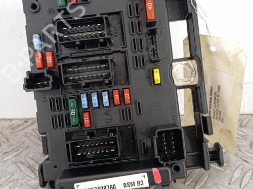 Used Fuse box PEUGEOT 206 Hatchback (2A/C) 2.0 HDI 90 (90 hp) 28953654