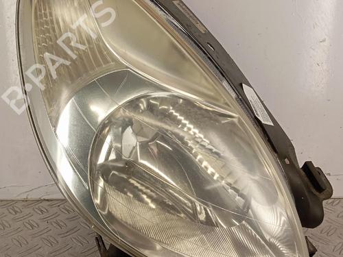 Used Right headlight Right headlight 38030132 38030132