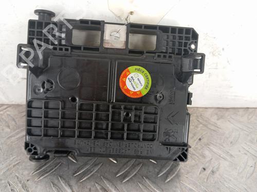 Used Fuse box Fuse box CITROËN C3 II (SC_) 1.4 HDi 70 (SC8HZC, SC8HR0, SC8HP4) (68 hp) 28342851 28342851