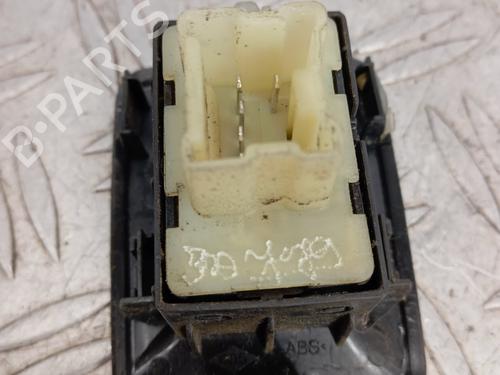 Used Right front window switch Right front window switch OPEL VIVARO B Van (X82) 1.6 CDTI (05) (146 hp) 30876915 30876915