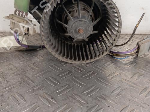 Used Heater blower motor RENAULT MASTER II Platform/Chassis (ED/HD/UD) 2.2 dCI 90 (90 hp) 28342885
