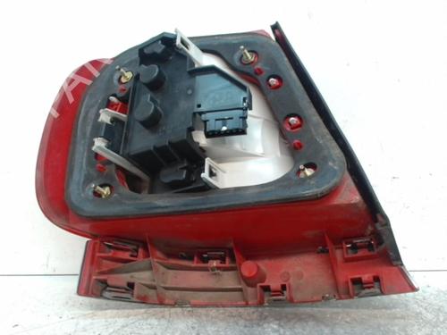 Højre baglygte AUDI A4 B5 (8D2) 1.9 TDI (116 hp) 28342516